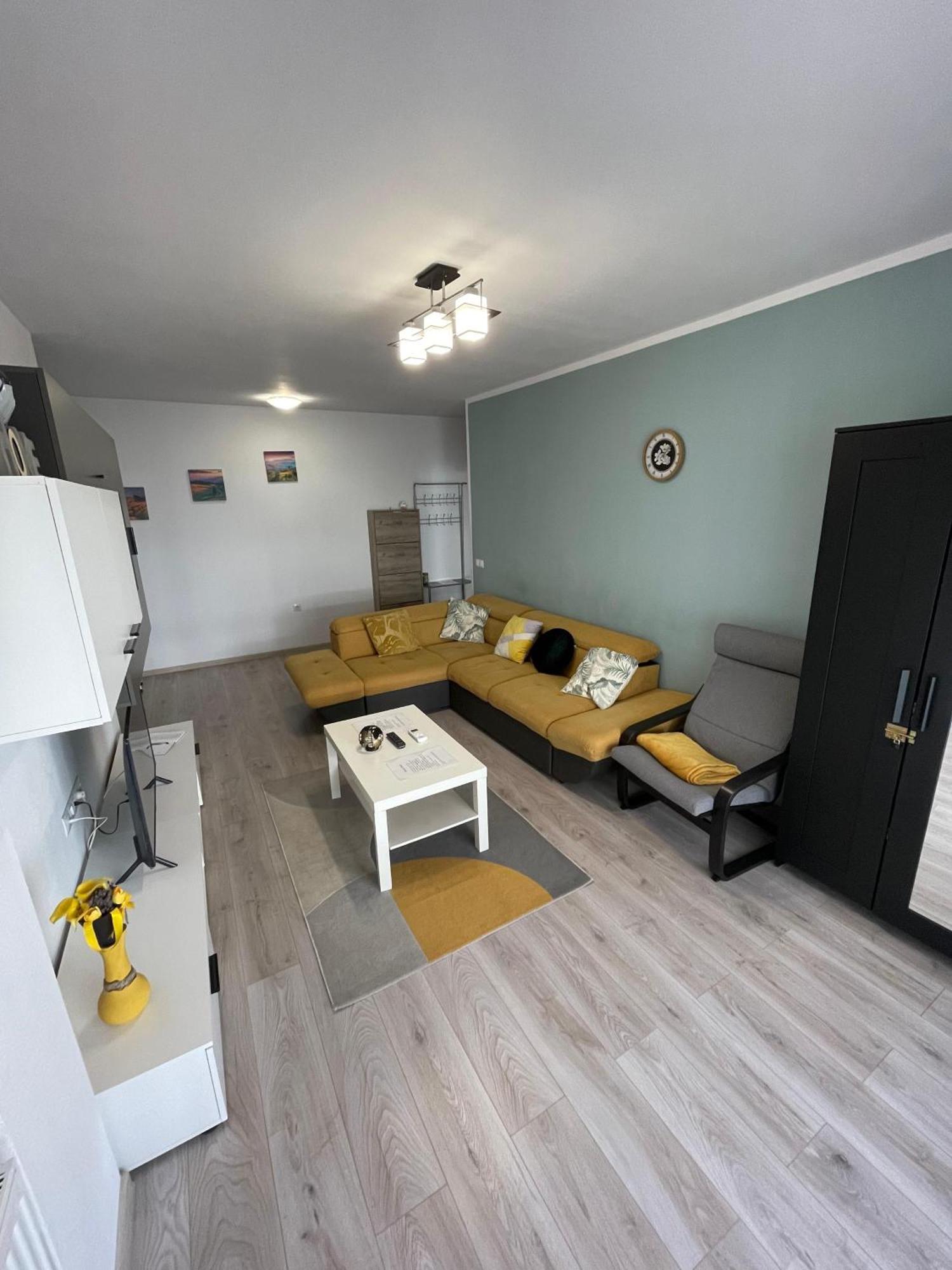 Roxi'S Apartment Sibiu Exterior photo
